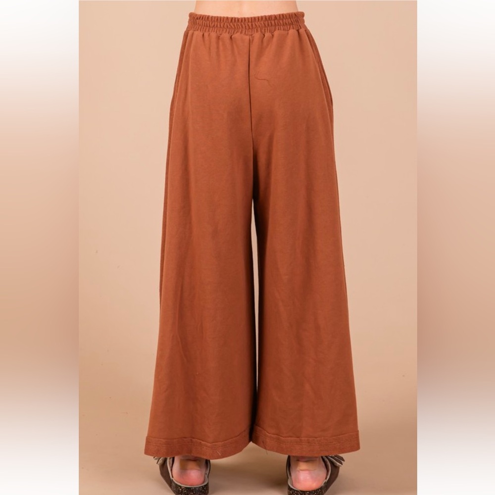Fabulous Knit Raw Edge Top and Pants Set - Picture 7 of 7